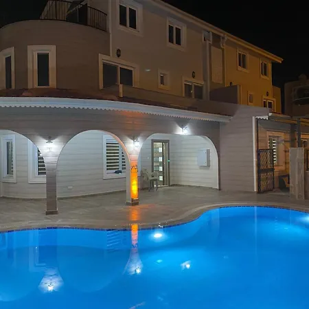Bluehomes Apartment Belek